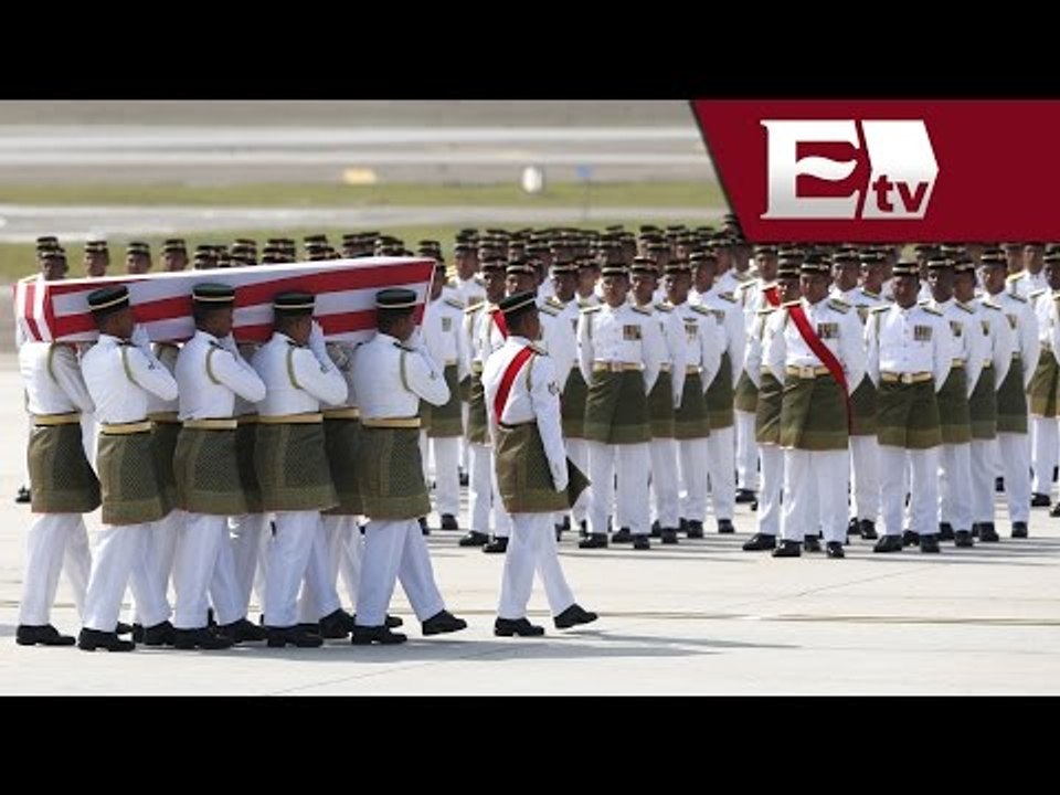 Llegan a Malasia los primeros restos de las víctimas del avión derribado en Ucrania/ Titulares