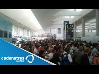 Maestros de la CNTE causan caos en el Aeropuerto de la Ciudad de México