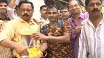 Prithvi Shaw slams century, Family and Friends celebrate in Mumbai|वनइंडिया हिंदी