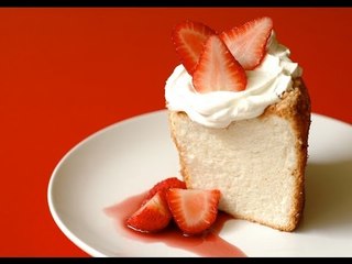 Cómo hacer Ángel cake con crema inglesa y frutos rojos / Postres rápidos