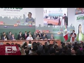 Anuncia Peña Nieto beneficios a quien deje la informalidad / Andrea Newman