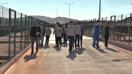 Sivassporlu Futbolcular Hayvan Barınağını Gezdi