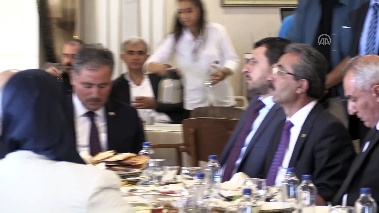 Kurtulmuş :'(Belediyelere vekil atanması) Bu vekillerin tayin edilmesi durduk yerde hükümetin aklına estiği için gerçekleşmemiştir' - VAN