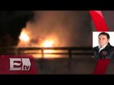 Muere pareja al incendiarse su camioneta en Circuito Interior / Vianey Esquinca