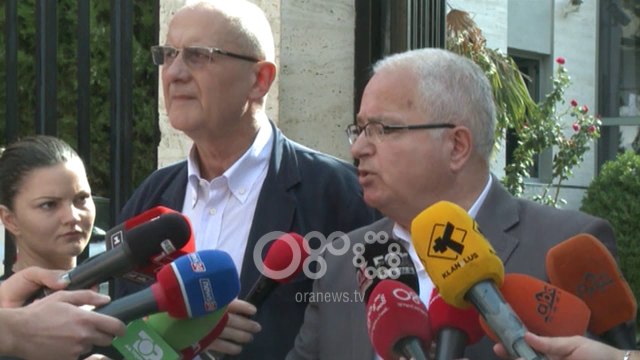 Ora News - Opozita krah Emiljano Nuhut, padit Ramën për kanosje, Ora News zbardh padinë