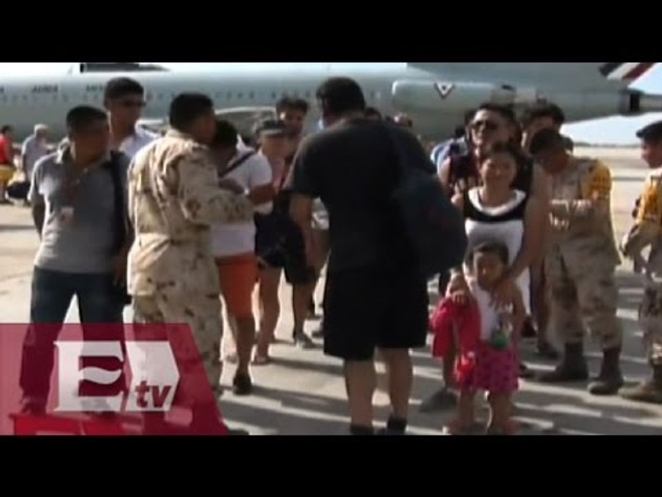 Habilitan puente aéreo en Baja California Sur para trasladar víveres y turistas varados