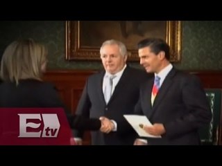 Descargar video: Enrique Peña Nieto recibe cartas credenciales de embajadores / Vianey Esquinca