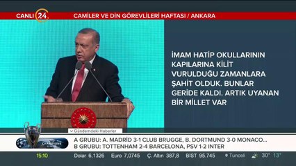 Din görevlileri Külliye'de