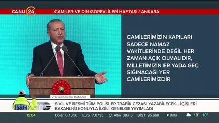 Din görevlileri Külliye'de