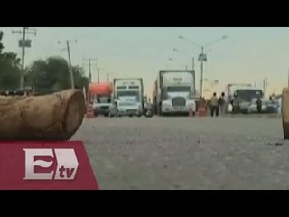 Comunidad Yaqui cierra la carretera federal México-Nogales / Vianey Esquinca