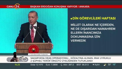 Din görevlileri Külliye'de