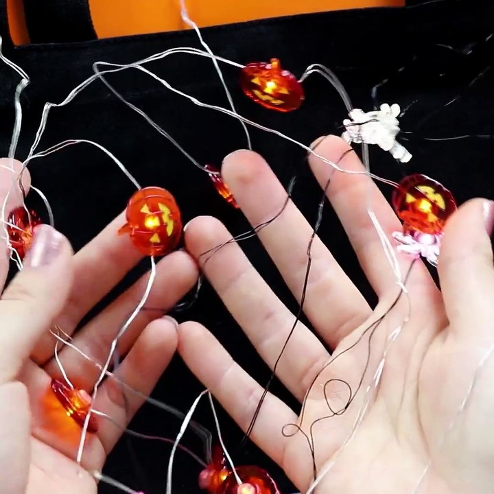 Make a tote-ally adorable candy bag for your little ones... or yourself!   