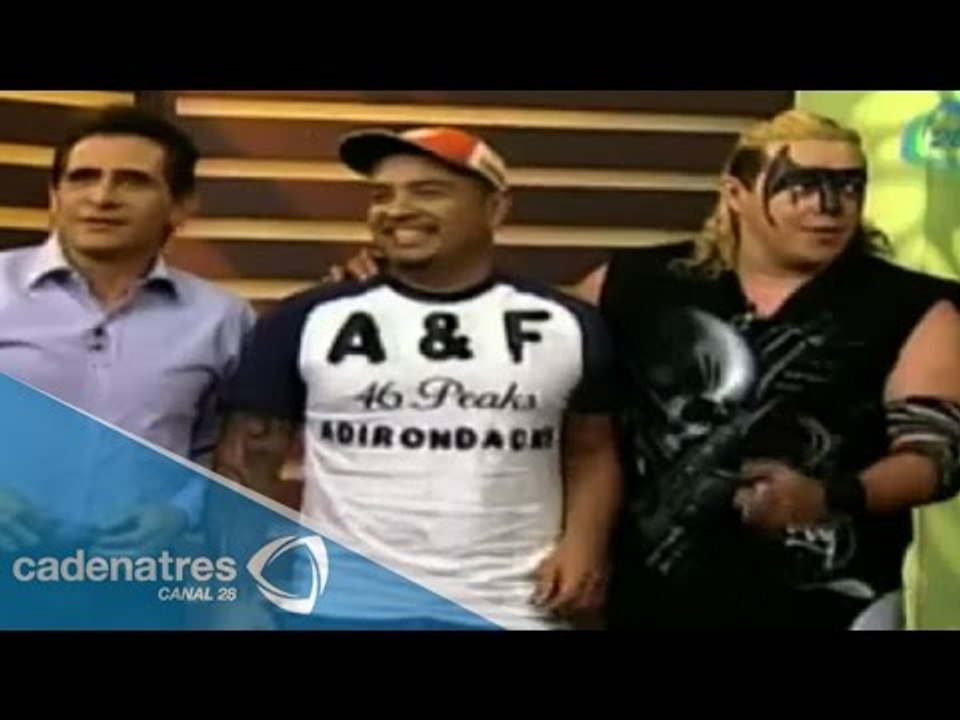 ¡LUCHA LIBRE! Rey Bucanero en el foro de Nuestro Día / Lucha CMLL Cadena Tres