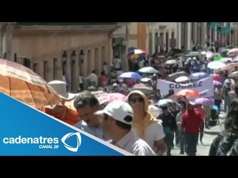 Profesores zacatecanos realizan movilizaciones y dejan sin clases a estudiantes
