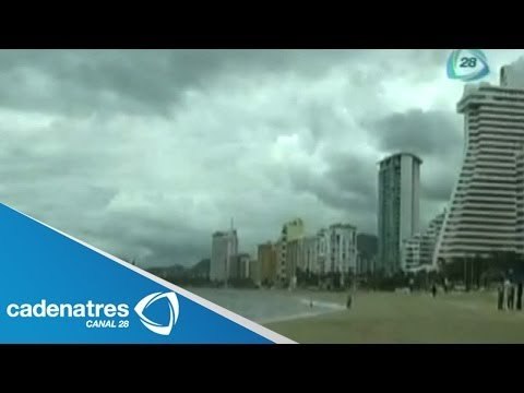 Huracán Raymond se mantiene en categoría 3; advierte Conagua trayectoria incierta del fenómeno