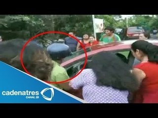 Maestra arrolla a 8 personas durante protesta en Campeche (VIDEO)