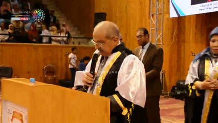 فيديو.. حفل تخريج الدفعة 53 لطلبة الصيدلة الإكلينيكية بإسيوط