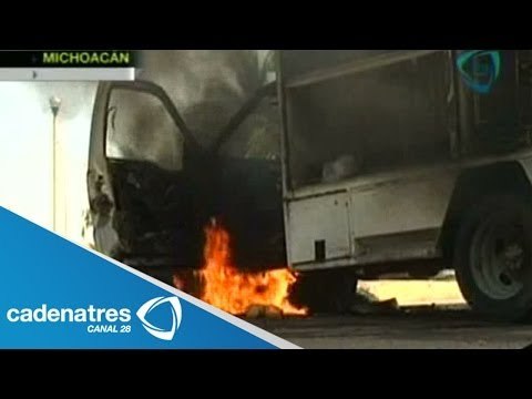 Incendian 4 gasolineras de Michoacán y atacan 18 subestaciones de la CFE