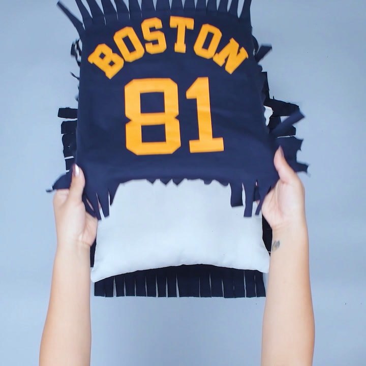 Go from Drab to Fab with These Six T-Shirt Upcycling Ideas