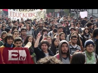 ¿Cómo recuperar vínculo entre la sociedad y los partidos políticos? / Opiniones encontradas