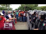 Enfrentamiento en Acapulco entre normalistas y policías deja 18 lesionados / Excélsior Informa