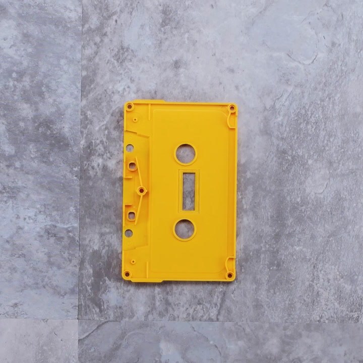 Do it Yourself: Cassette Tape Wallet