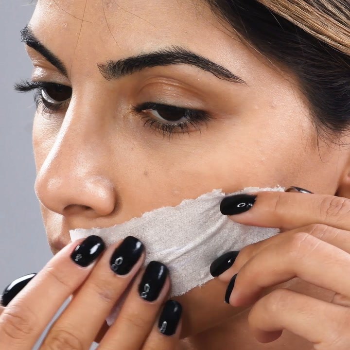 Scare Your Friends This Halloween with This Clever, Simple Makeup Look