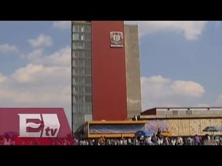 Encapuchados prenden fuego en Ciudad Universitaria / Vianey Esquinca