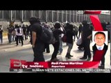 Encapuchados lanzan bombas molotov contra policías / Titulares de la tarde