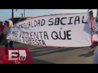 Caravana por Ayotzinapa llega a Acapulco / Martín Espinosa