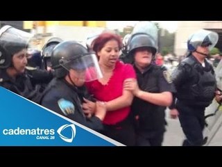Liberan a maestra que agredió a dos granaderos