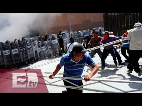 Maestros toman instalaciones de la PGR en Chilpancingo / Excélsior Informa