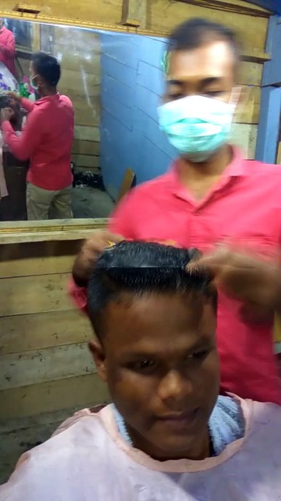 This Hairdresser's Skills are Fire