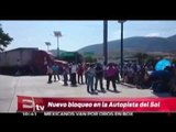 Autopistas del Sol fue bloqueada por maestros / Excélsior informa