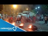 Transportistas y comerciantes bloquean avenidas principales de Acapulco