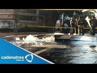 Fuerte fuga de agua provoca suspensión de actividades en Amores