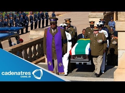 Miles de sudafricanos acuden a Pretoria para despedir a Nelson Mandela