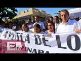 Gobernador de Guerrero marcha junto con padres de normalistas / Nacional