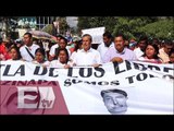 Gobernador Rogelio Ortega marcho con padres de normalistas / Excélsior en la Media