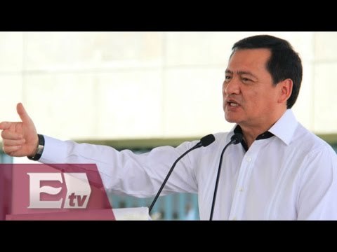Osorio Chong ofrece solidaridad a familia de normalistas / Martín Espinosa