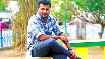 ലക്ഷ്മി തനിച്ചായി,വീട്ടുകാരെ എതിർത്ത് 22 വയസിൽ കല്ല്യാണം, | Balabaskar love story