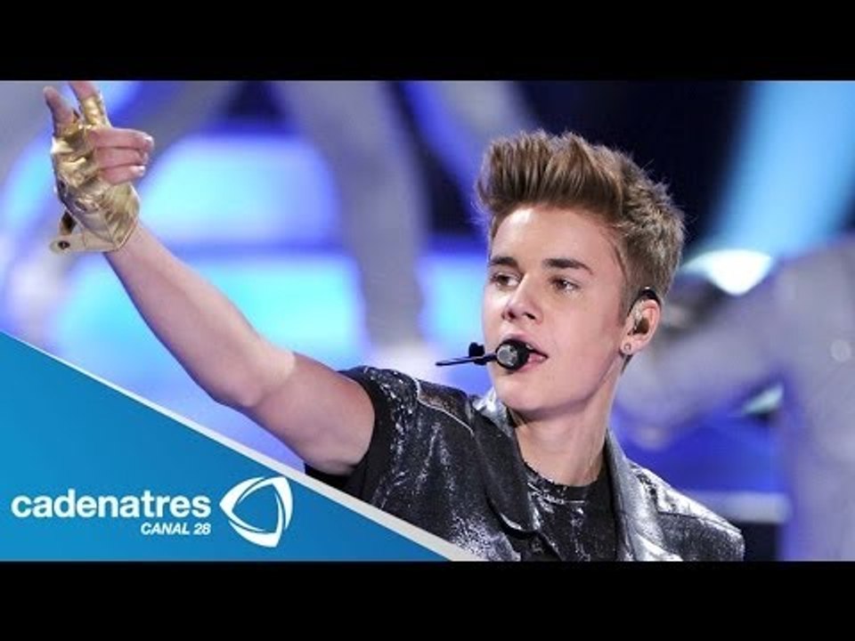 Justin Bieber hace llorar a sus fans / Justin Bieber makes his fans mourn