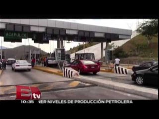 Nueva toma de casetas en Guerrero / Excélsior informa