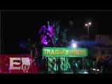 Ciudadanos disfrutan del tradicional desfile de Navidad en Coahuila / Titulares de la noche