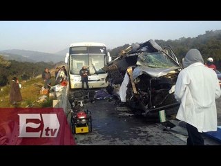 Se accidenta camioneta donde iban "Borreguitas" del Tec; mueren cinco / Excélsior Informa
