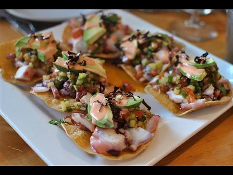 Tostadas de pulpo asado / Tostas de pulpo receta