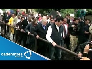 Osorio Chong recorre municipios de Tabasco para evaluar daños por lluvias