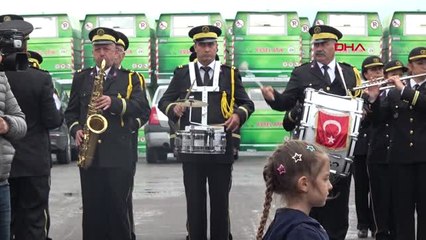 Bolu Minik Öğrenciler, Hayvan Hastanesi Açılışında Köpekleri Sevdi