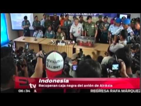 Indonesia recupera caja negra del avión de Air Asia / Vianey Esquinca