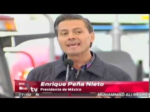 Peña Nieto entrega 11 mil 600 tractores a campesinos de todo el país / Excélsior